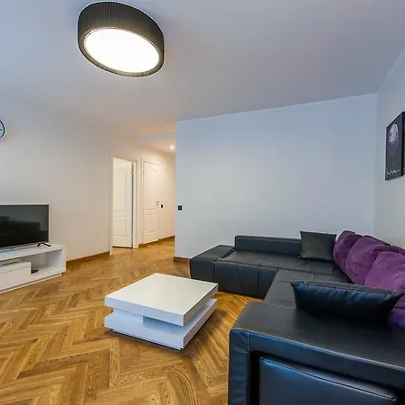 Delta Old Town Family Apartment Tallinn